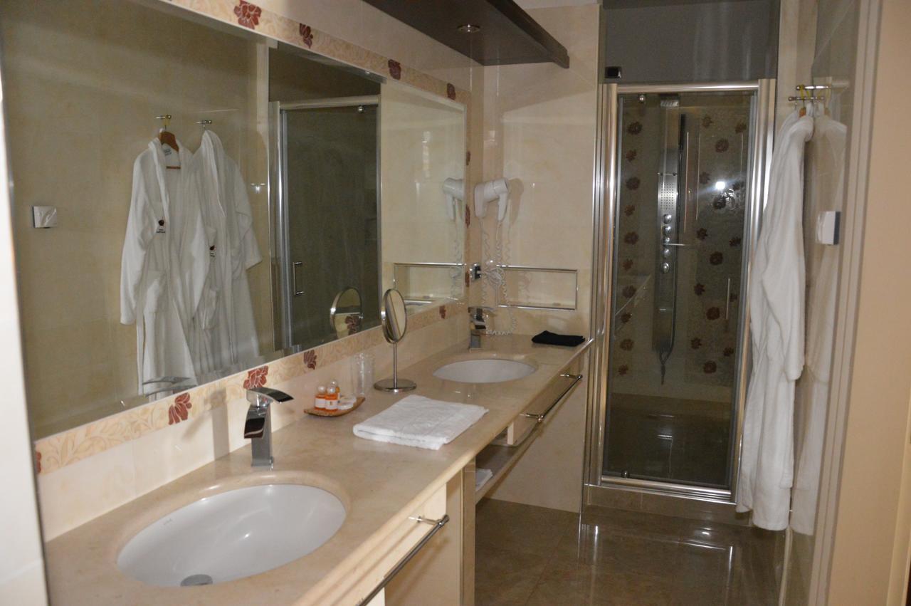 Roccamonfina Palace Hotel Pokój zdjęcie