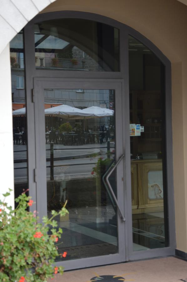Roccamonfina Palace Hotel Zewnętrze zdjęcie