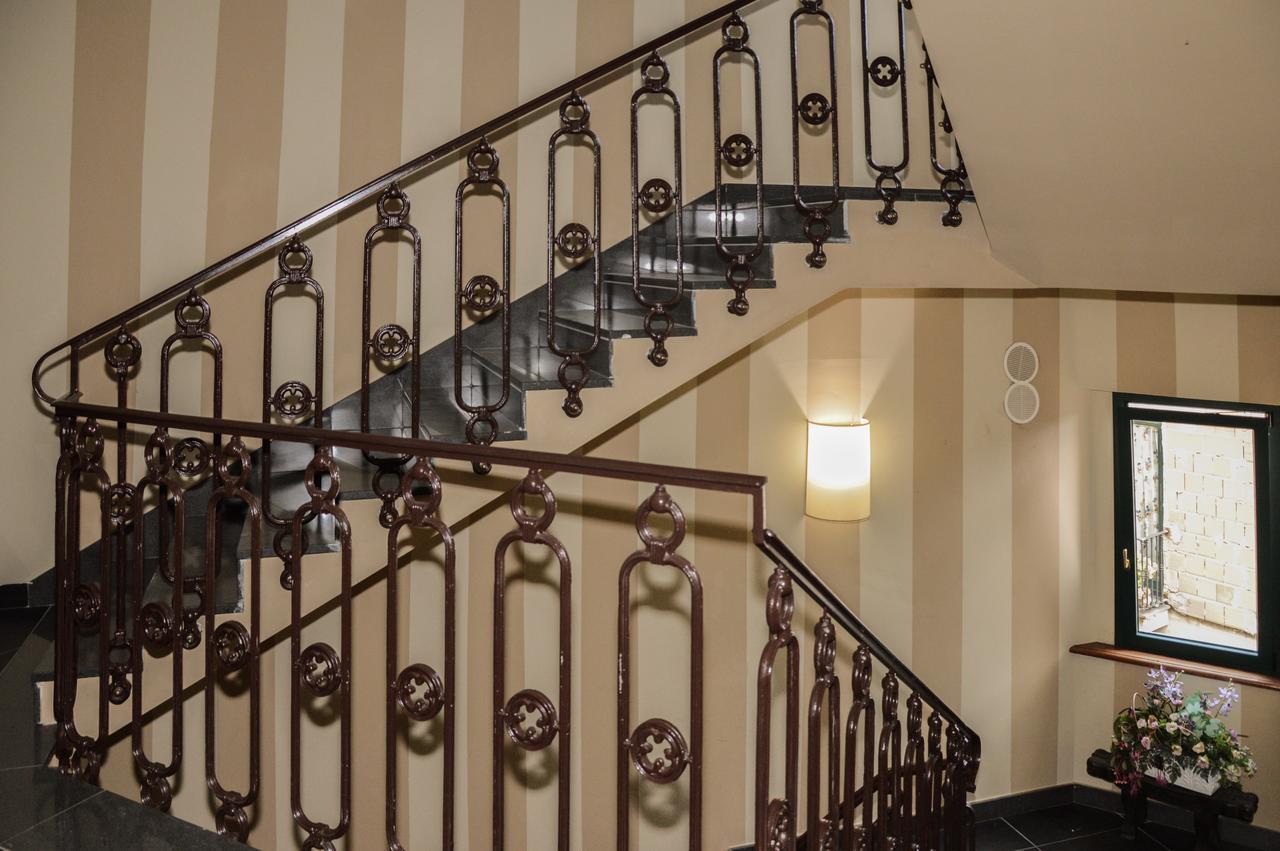 Roccamonfina Palace Hotel Zewnętrze zdjęcie