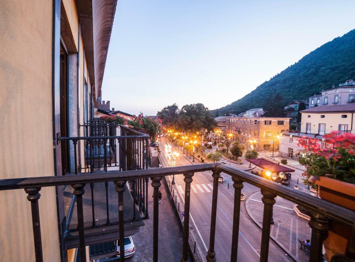 Roccamonfina Palace Hotel Zewnętrze zdjęcie